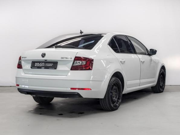 Skoda Octavia III (A7) Рестайлинг с пробегом 2017 года, цена 1 515 000 рублей, 97857 км, лифтбек, Автокод Объявления