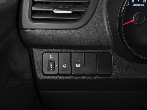 Kia Rio III Рестайлинг с пробегом 2017 года, цена 998 000 рублей, 191259 км, хэтчбек, Автокод Объявления