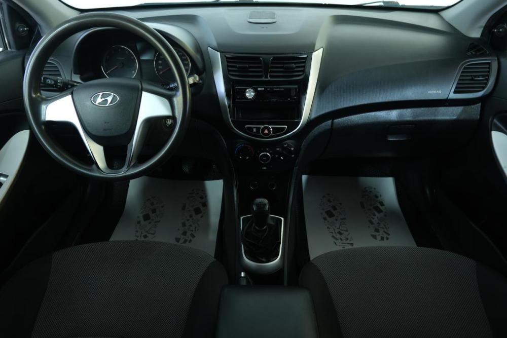Hyundai Solaris I Омск  - изображение 13