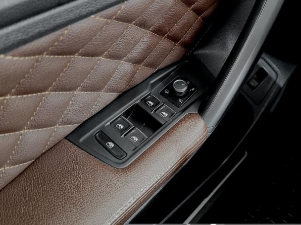 Volkswagen Tiguan II с пробегом 2019 года, цена 2 600 000 рублей, 89709 км, внедорожник, Автокод Объявления