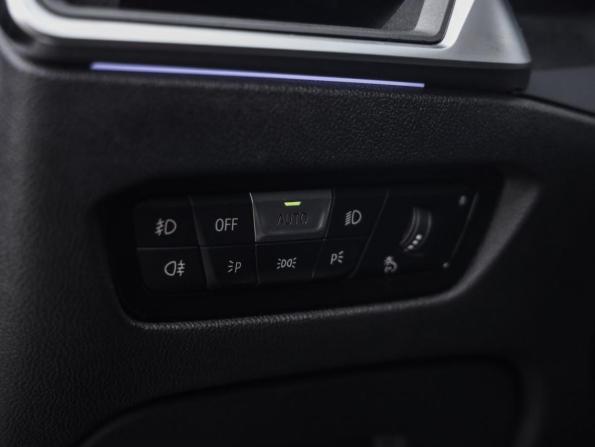 BMW 3 серии VII (G2x) с пробегом 2021 года, цена 4 099 000 рублей, 73659 км, седан, Автокод Объявления