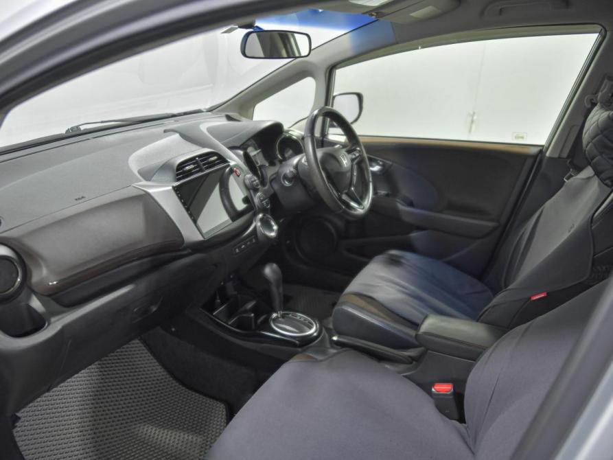 Honda Fit Shuttle I Санкт-Петербург  - изображение 15