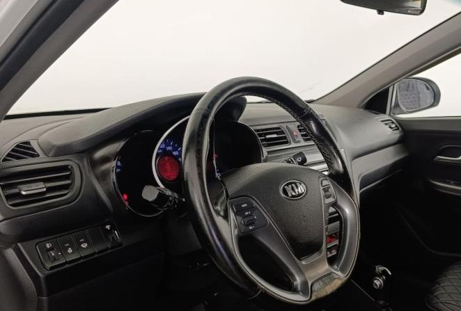 Kia Rio III Рестайлинг с пробегом 2016 года, цена 1 030 000 рублей, 179250 км, седан, Автокод Объявления