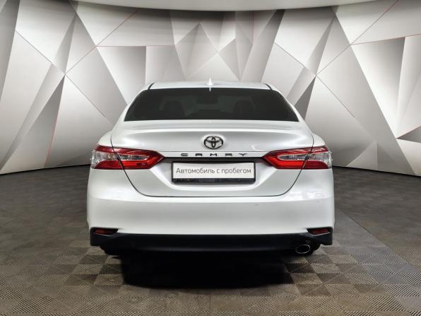 Toyota Camry VIII (XV70) Рестайлинг с пробегом 2021 года, цена 2 999 000 рублей, 52316 км, седан, Автокод Объявления