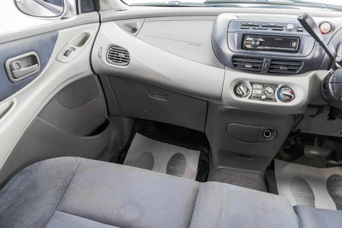 Nissan Tino с пробегом 2002 года, цена 339 000 рублей, 394000 км, компактвэн, Автокод Объявления