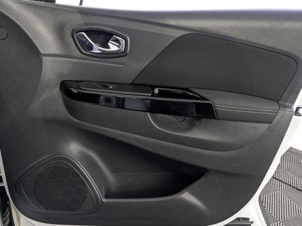 Renault Kaptur I с пробегом 2019 года, цена 1 525 000 рублей, 109848 км, внедорожник, Автокод Объявления