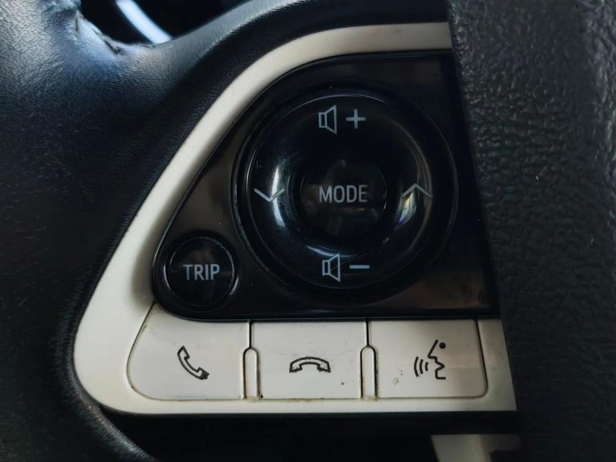 Toyota Prius IV (XW50) Санкт-Петербург  - изображение 10