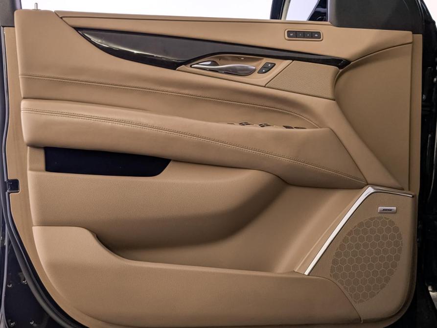 Cadillac Escalade IV Москва  - изображение 19