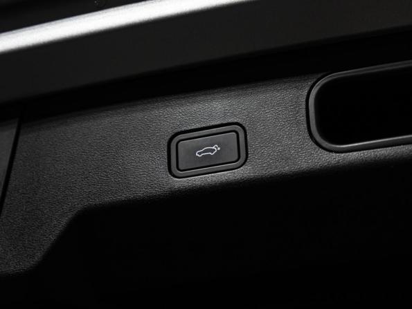 Geely Atlas II с пробегом 2024 года, цена 2 949 700 рублей, 13000 км, внедорожник, Автокод Объявления