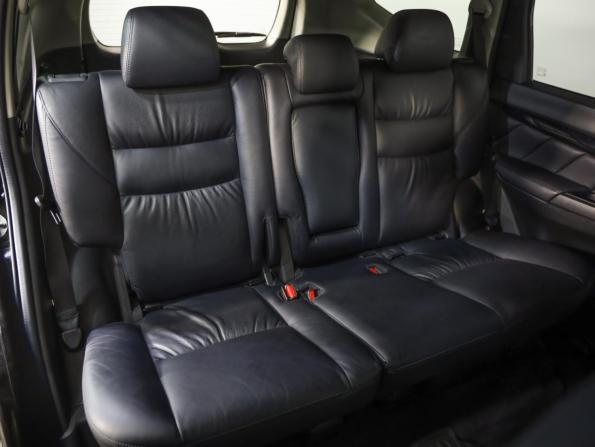 Mitsubishi Pajero Sport III с пробегом 2018 года, цена 2 699 000 рублей, 181918 км, внедорожник, Автокод Объявления