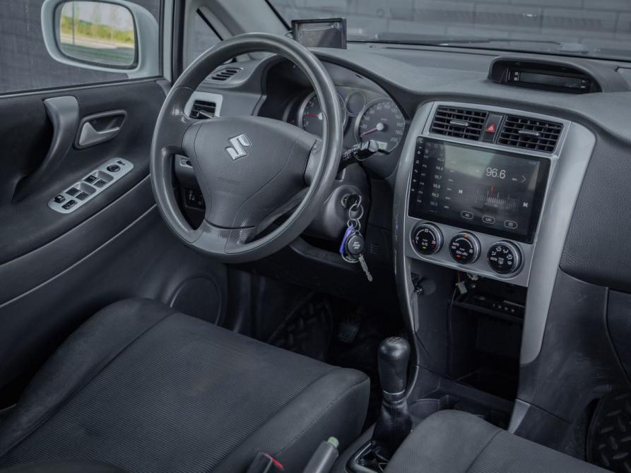 Suzuki Liana I Рестайлинг Тюмень  - изображение 6