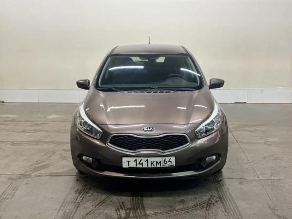 Kia Ceed II с пробегом 2015 года, цена 918 000 рублей, 115562 км, хэтчбек, Автокод Объявления