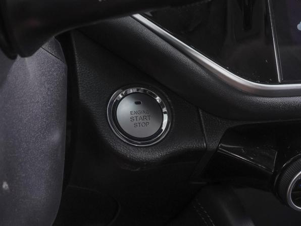 Omoda S5 с пробегом 2024 года, цена 1 550 000 рублей, 33746 км, седан, Автокод Объявления