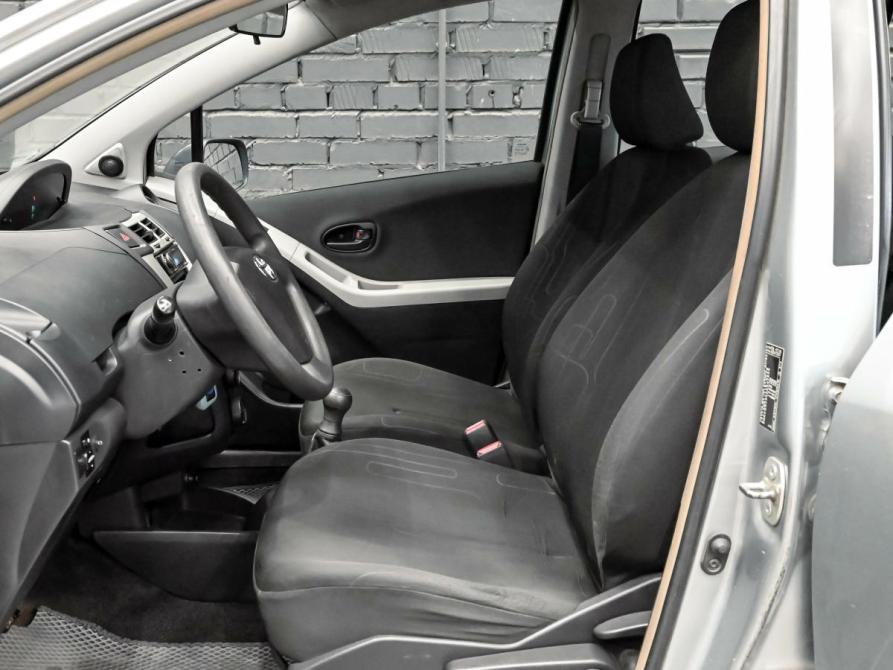 Toyota Yaris II Рестайлинг Екатеринбург  - изображение 10