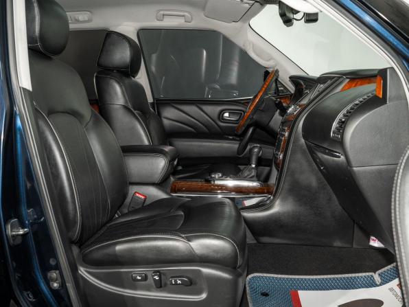 Infiniti QX80 I Рестайлинг с пробегом 2015 года, цена 3 200 000 рублей, 210000 км, внедорожник, Автокод Объявления