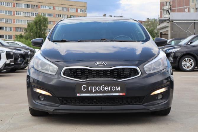 Kia Ceed II Рестайлинг с пробегом 2016 года, цена 939 000 рублей, 211000 км, хэтчбек, Автокод Объявления