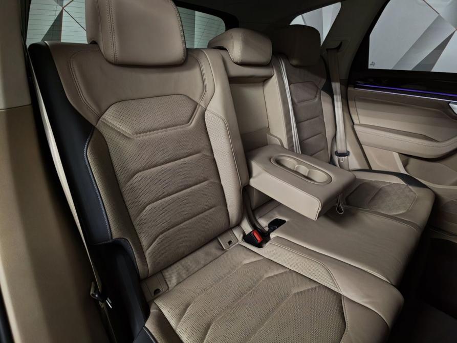 Volkswagen Touareg III Москва  - изображение 17
