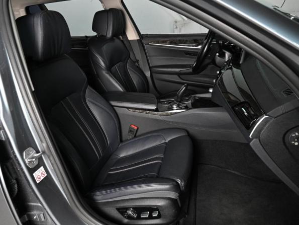 BMW 5 серии VII (G30/G31/G38) с пробегом 2018 года, цена 3 109 000 рублей, 156599 км, универсал, Автокод Объявления