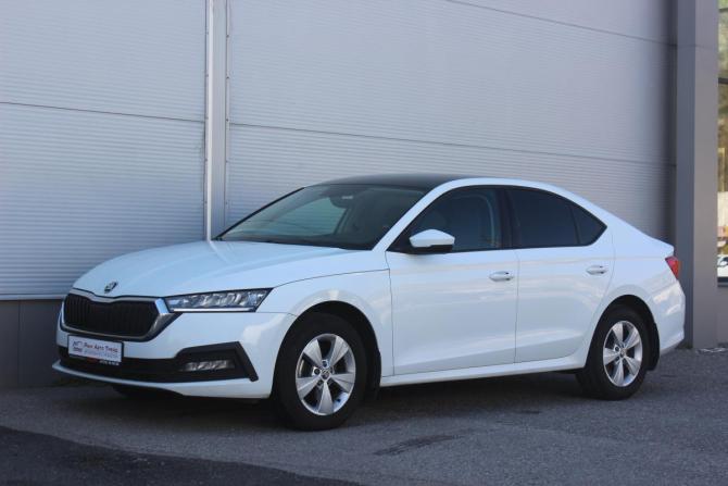 Skoda Octavia IV (A8) с пробегом 2021 года, цена 2 177 000 рублей, 127575 км, лифтбек, Автокод Объявления