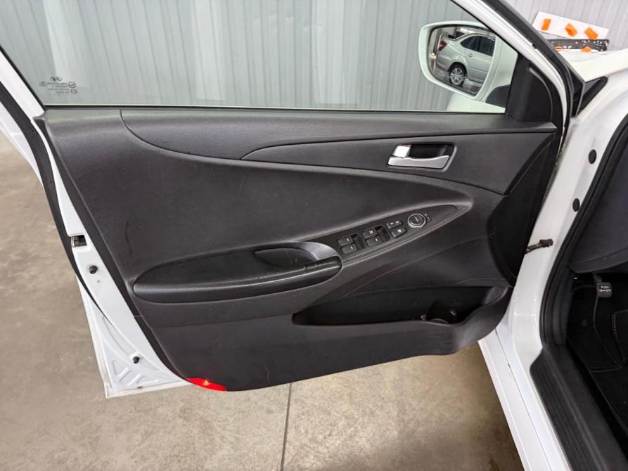 Hyundai Sonata VI (YF) Краснодар  - изображение 16