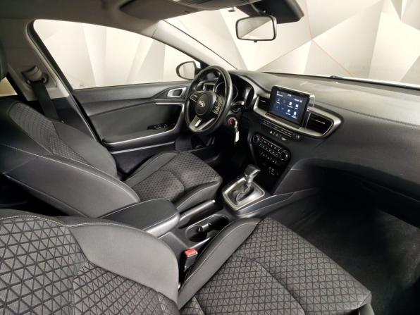 Kia Ceed III с пробегом 2018 года, цена 1 450 000 рублей, 139824 км, хэтчбек, Автокод Объявления