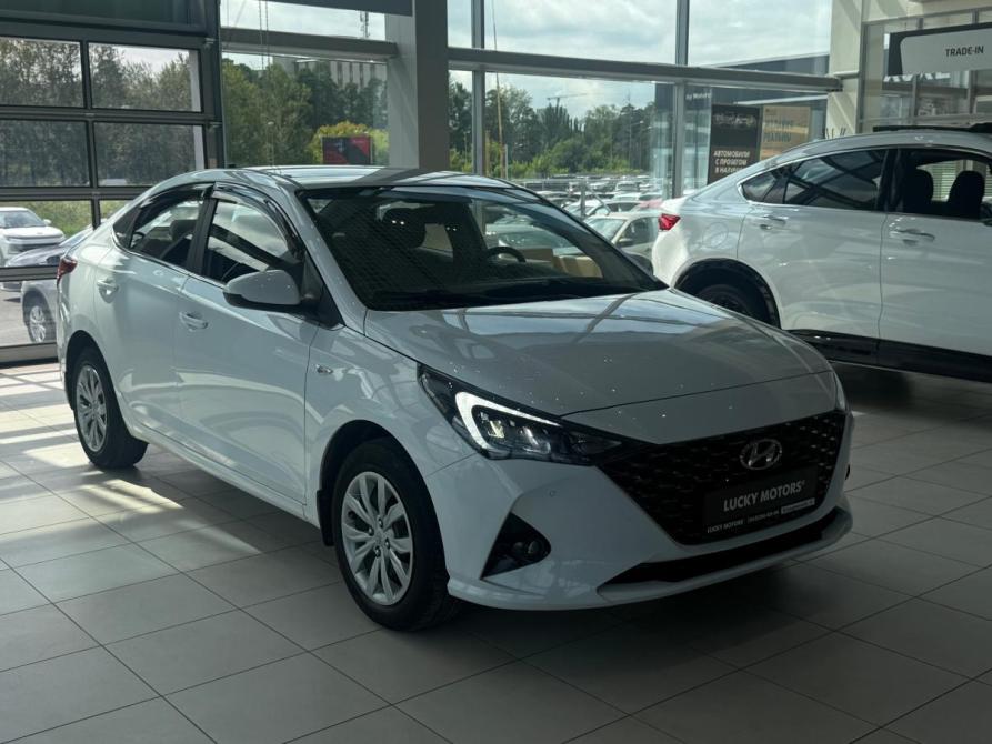 Hyundai Solaris II Рестайлинг Екатеринбург  - изображение 1