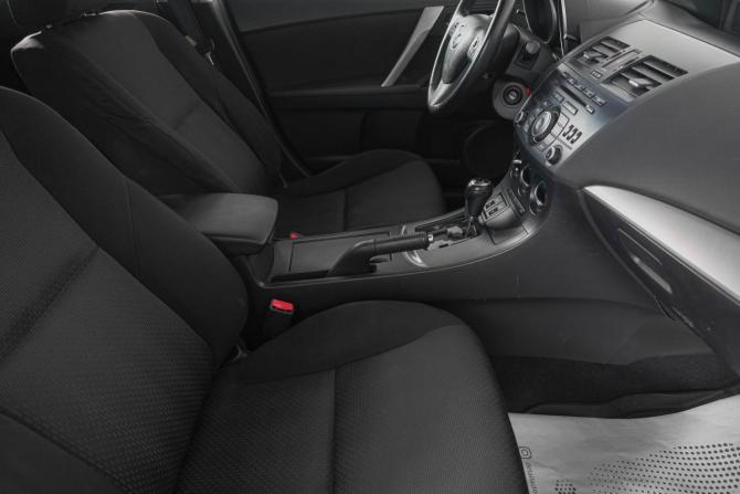 Mazda 3 II (BL) Рестайлинг с пробегом 2013 года, цена 749 000 рублей, 119000 км, хэтчбек, Автокод Объявления