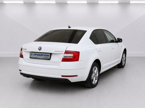 Skoda Octavia III (A7) Рестайлинг с пробегом 2019 года, цена 1 545 000 рублей, 174048 км, лифтбек, Автокод Объявления