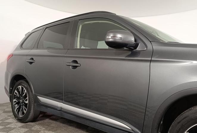 Mitsubishi Outlander III Рестайлинг 3 с пробегом 2022 года, цена 2 620 000 рублей, 62200 км, внедорожник, Автокод Объявления