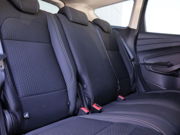 Ford Kuga II Рестайлинг с пробегом 2017 года, цена 1 240 000 рублей, 166370 км, внедорожник, Автокод Объявления