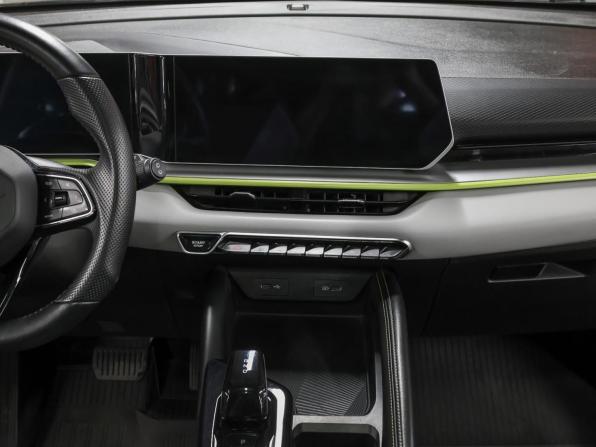 Geely Coolray I Рестайлинг с пробегом 2023 года, цена 2 098 000 рублей, 50063 км, внедорожник, Автокод Объявления