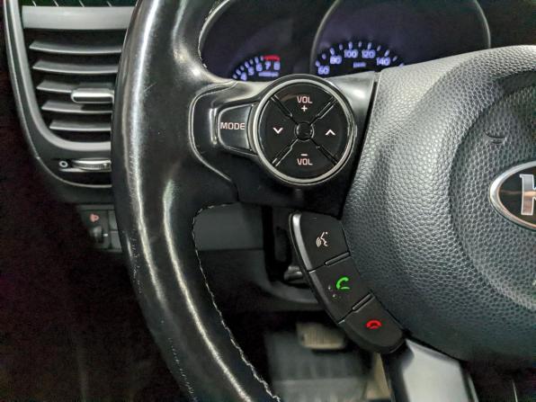 Kia Soul II Рестайлинг с пробегом 2019 года, цена 1 740 000 рублей, 111280 км, хэтчбек, Автокод Объявления