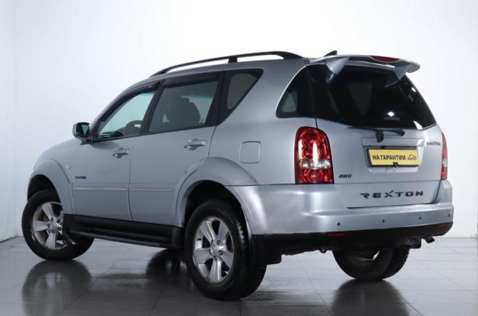 SsangYong Rexton II с пробегом 2008 года, цена 839 000 рублей, 217800 км, внедорожник, Автокод Объявления