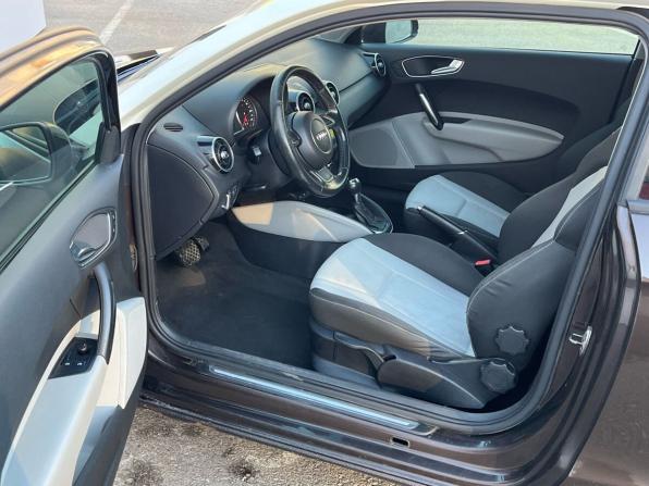 Audi A1 I (8X) с пробегом 2011 года, цена 690 000 рублей, 357766 км, хэтчбек, Автокод Объявления