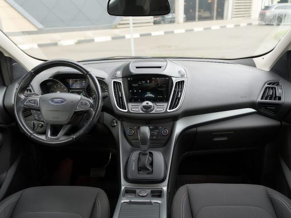 Ford Kuga II Рестайлинг с пробегом 2017 года, цена 1 699 000 рублей, 100500 км, внедорожник, Автокод Объявления