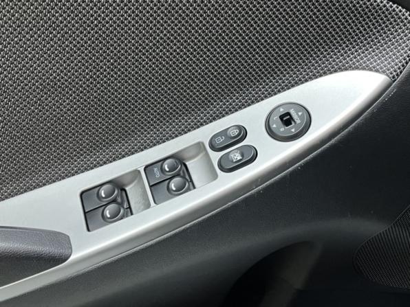 Hyundai Solaris I с пробегом 2013 года, цена 815 000 рублей, 163110 км, седан, Автокод Объявления