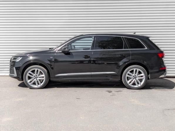 Audi Q7 II (4M) Рестайлинг с пробегом 2023 года, цена 9 690 000 рублей, 39908 км, внедорожник, Автокод Объявления