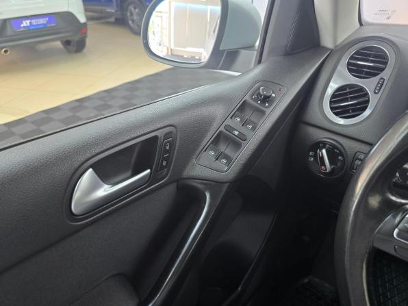 Volkswagen Tiguan I Рестайлинг с пробегом 2014 года, цена 1 399 000 рублей, 165000 км, внедорожник, Автокод Объявления