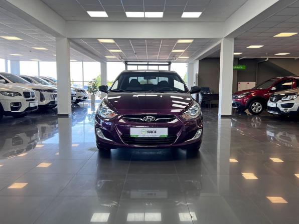 Hyundai Solaris I с пробегом 2011 года, цена 645 000 рублей, 233345 км, седан, Автокод Объявления