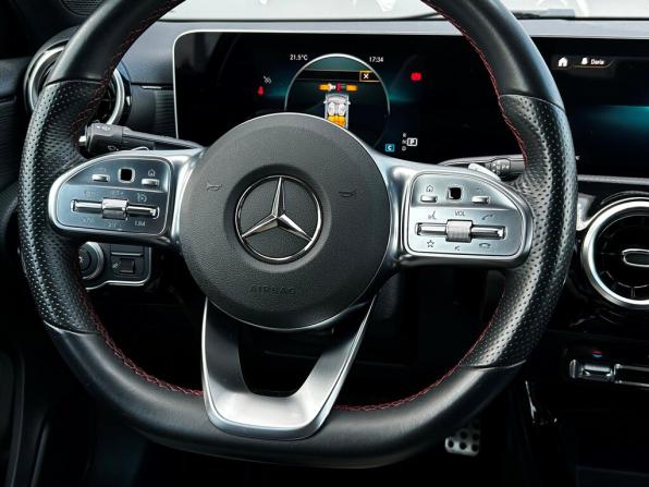 Mercedes-Benz A-Класс IV (W177) с пробегом 2019 года, цена 2 438 800 рублей, 91682 км, седан, Автокод Объявления