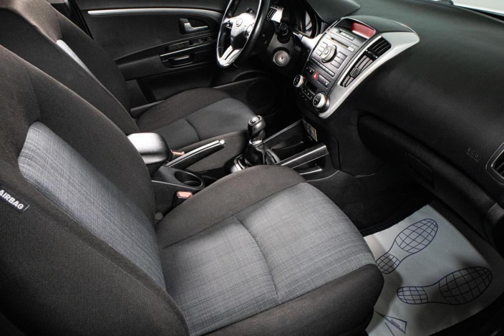 Kia Ceed I Рестайлинг Сургут  - изображение 10