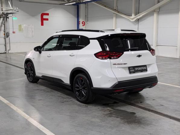 Chevrolet Orlando II с пробегом 2023 года, цена 2 150 000 рублей, 42259 км, минивэн, Автокод Объявления