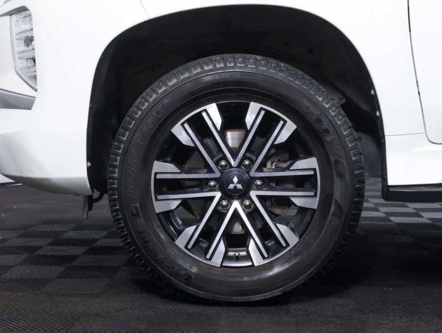 Mitsubishi Montero Sport III Рестайлинг Москва  - изображение 23