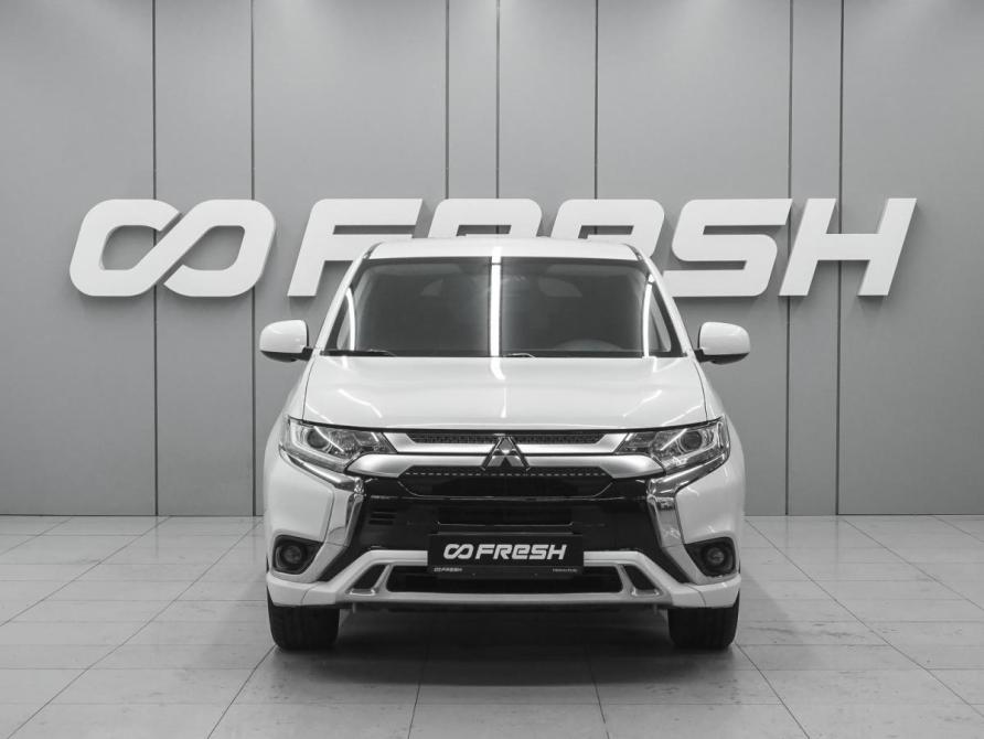 Mitsubishi Outlander III Рестайлинг 3 Ростов-на-Дону  - изображение 3