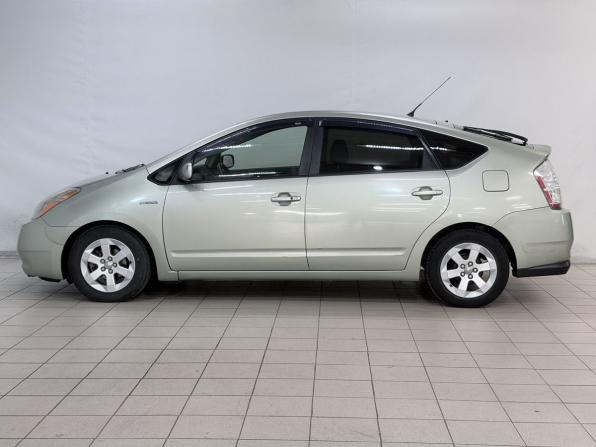 Toyota Prius II Рестайлинг (XW20) с пробегом 2008 года, цена 630 000 рублей, 230357 км, лифтбек, Автокод Объявления