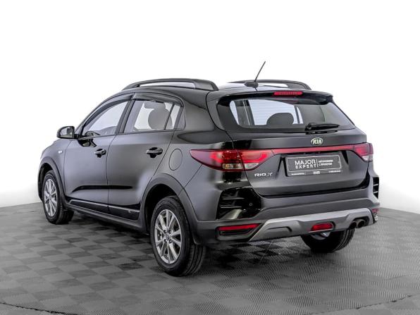 Kia Rio IV Рестайлинг с пробегом 2021 года, цена 1 680 000 рублей, 103956 км, хэтчбек, Автокод Объявления
