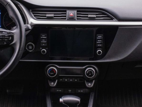 Kia Rio IV Рестайлинг с пробегом 2021 года, цена 1 990 000 рублей, 47670 км, хэтчбек, Автокод Объявления