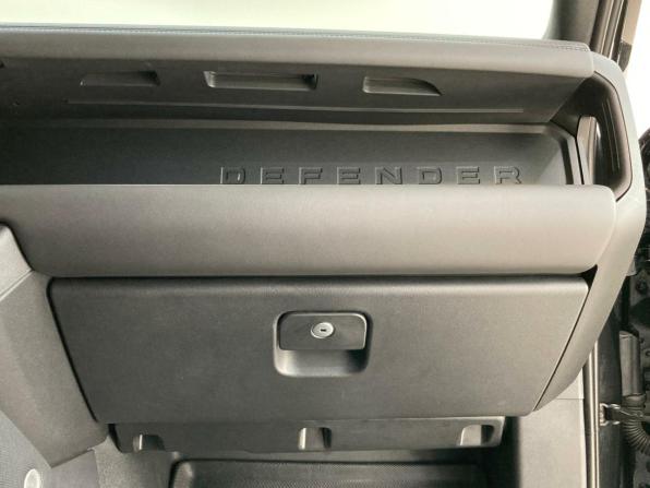 Land Rover Defender II с пробегом 2023 года, цена 20 800 000 рублей, 30899 км, внедорожник, Автокод Объявления