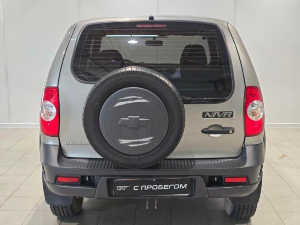 Chevrolet Niva I Рестайлинг с пробегом 2012 года, цена 515 000 рублей, 72000 км, внедорожник, Автокод Объявления