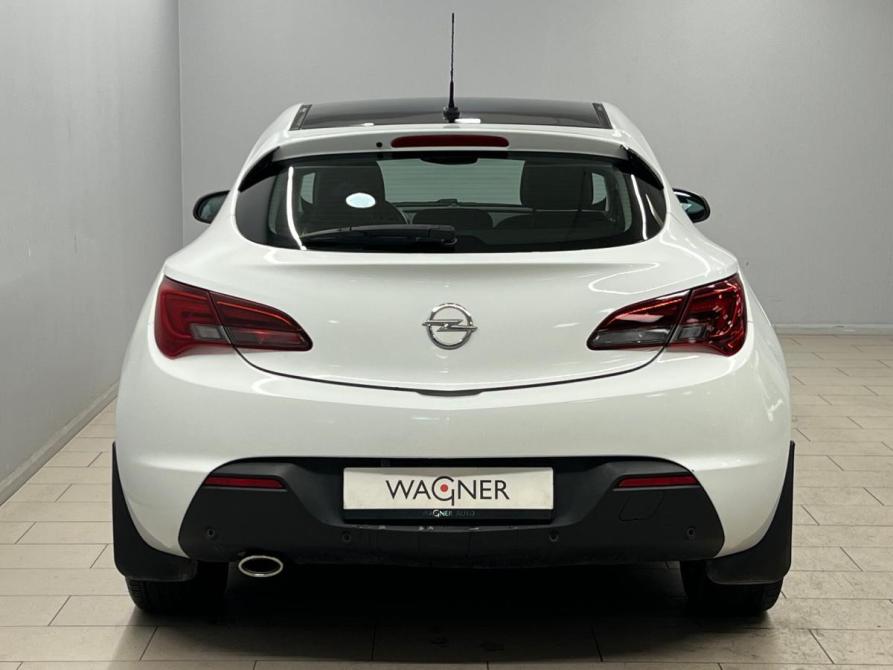 Opel Astra J Рестайлинг Санкт-Петербург  - изображение 3